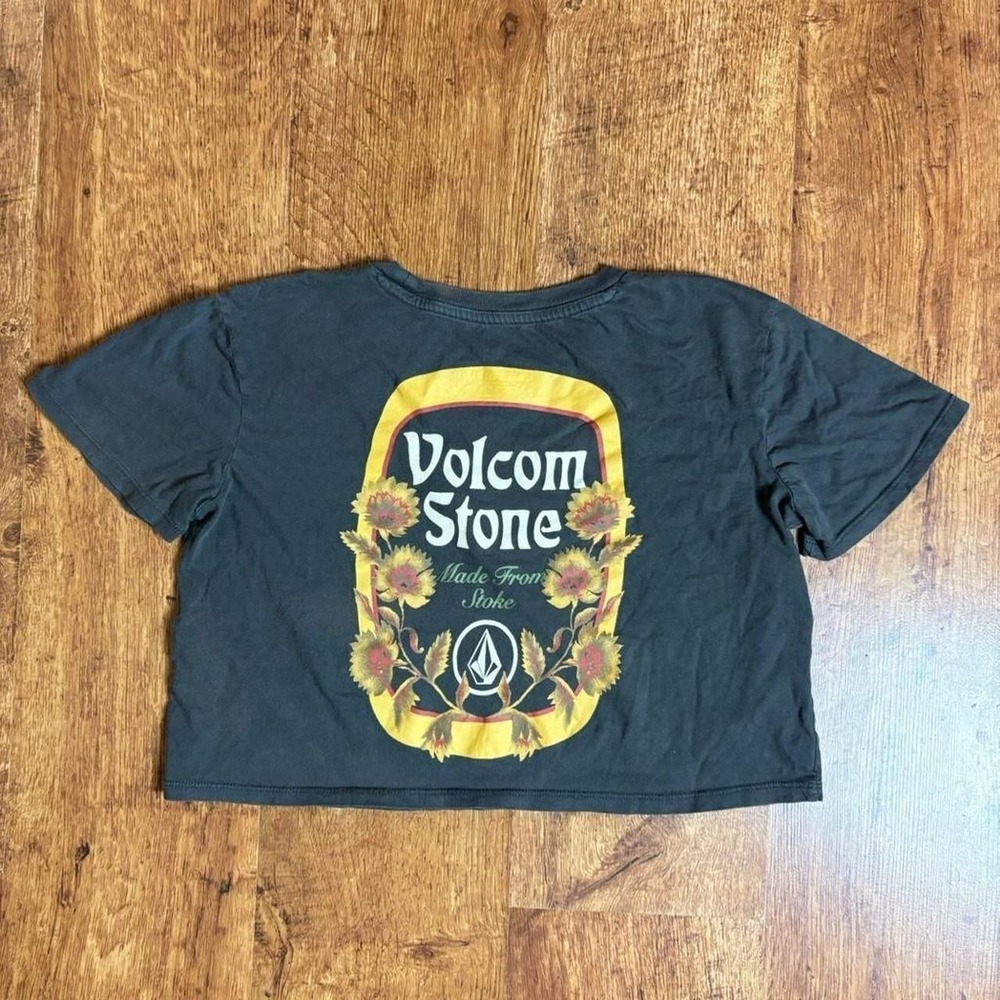 faded dark grey Volcom cropped graphic t-shirt with sunflower design